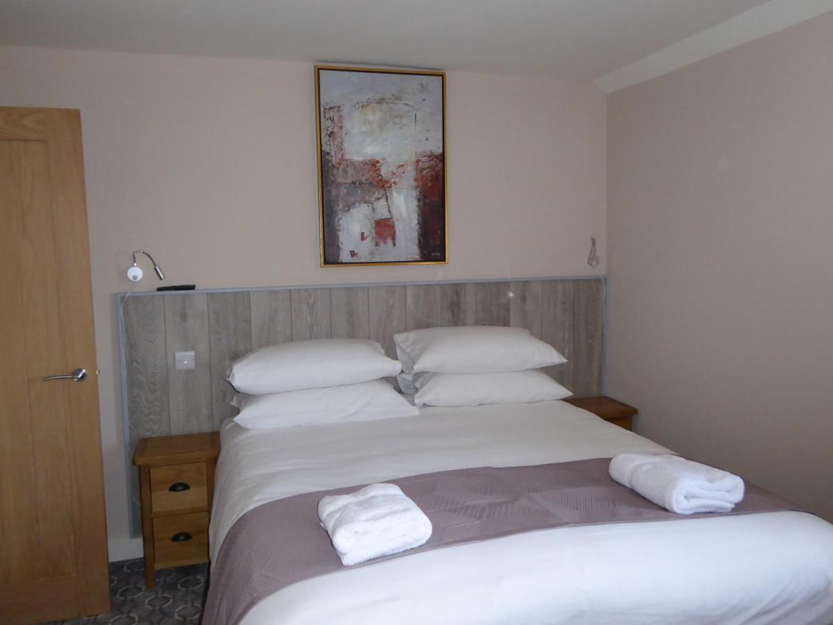 Rooms@73 Уотърлувил Екстериор снимка